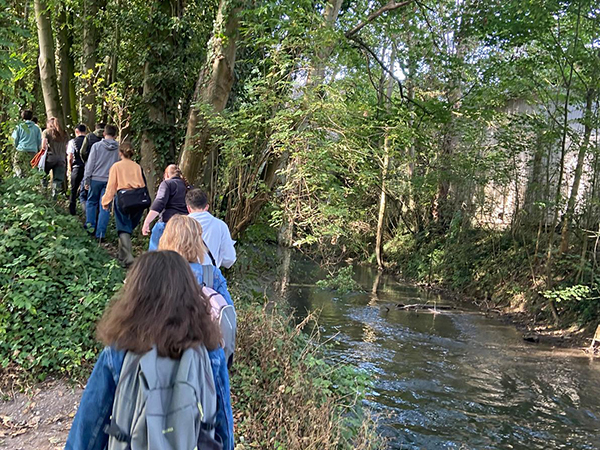 Le long de la rivière La Noye